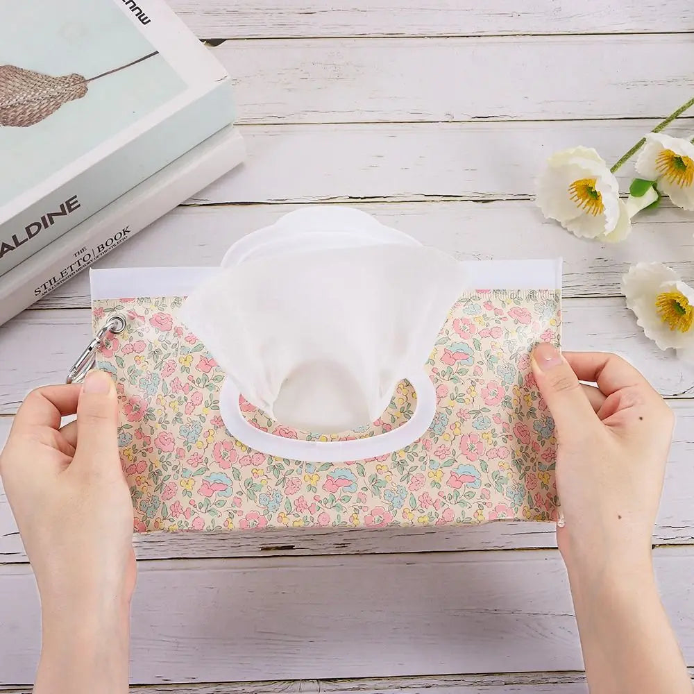 1 PC Outdoor Portable Baby Wet Wipe Pouch Portable Buckle Wipes Holder Case Flip Cover Snap-Strap Reusable Wet Wipe Bag