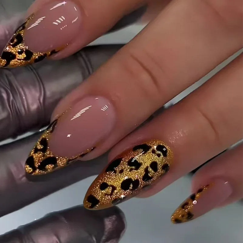 Black Cool Fake Nails Halloween Bat Press on Nails Almond Decorated Nail Tips Rivet Bow False Nails 24pcs Reusable Acrylic Nails