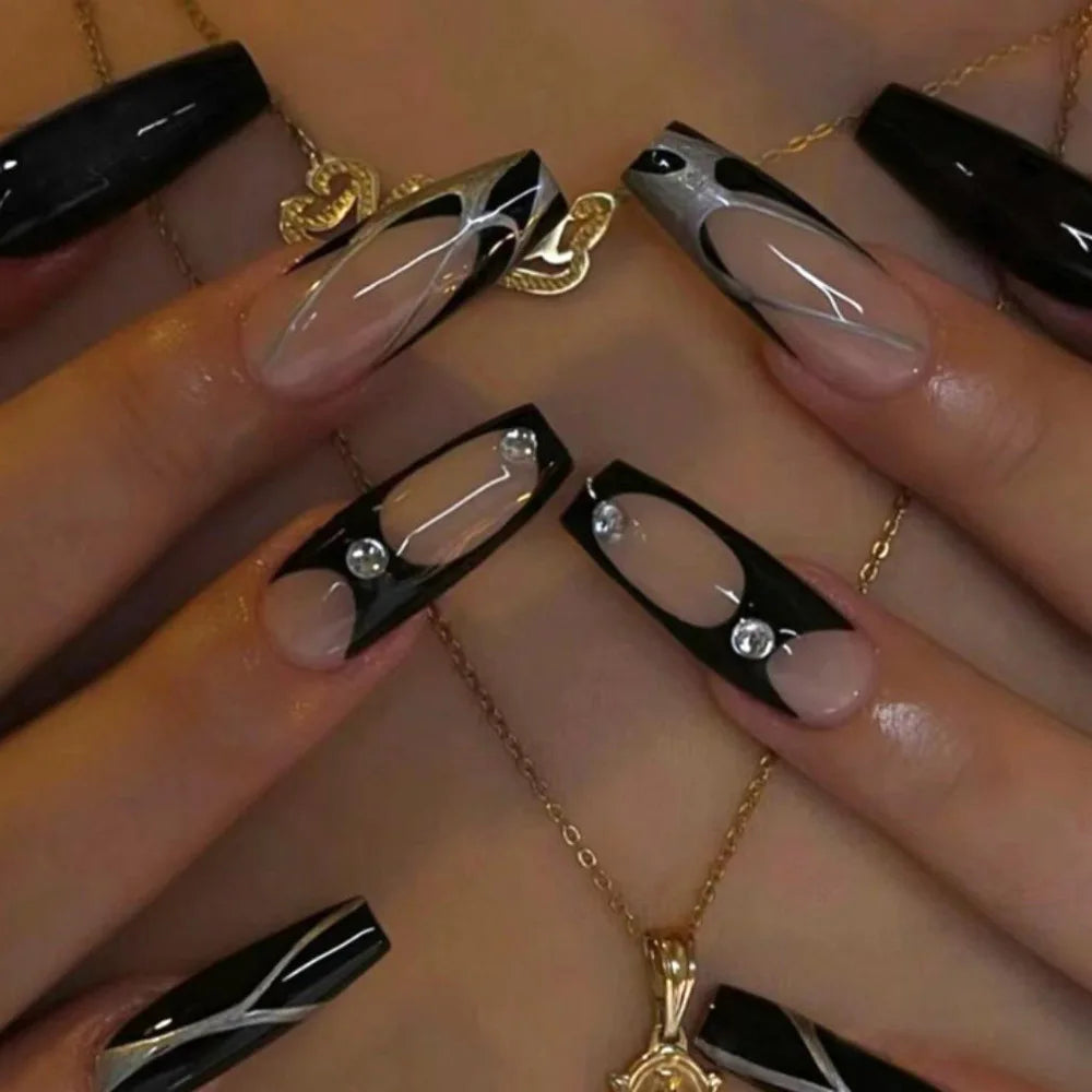 Black Cool Fake Nails Halloween Bat Press on Nails Almond Decorated Nail Tips Rivet Bow False Nails 24pcs Reusable Acrylic Nails