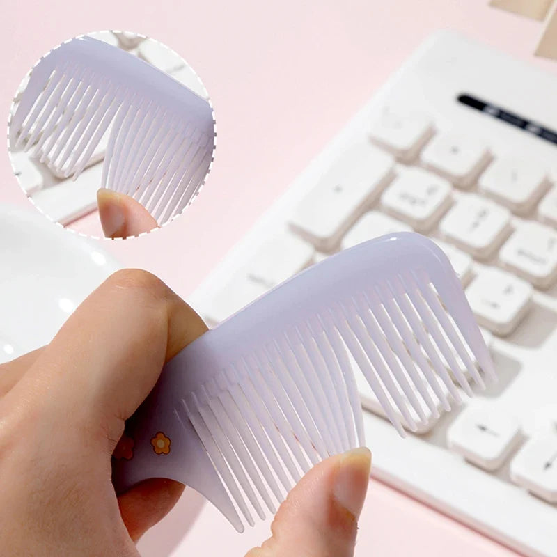 2pcs New Kids Hair Combs Set Cartoon Print Children Hairdressing Comb Tail Girls Portable Anti-Static Plastic Comb