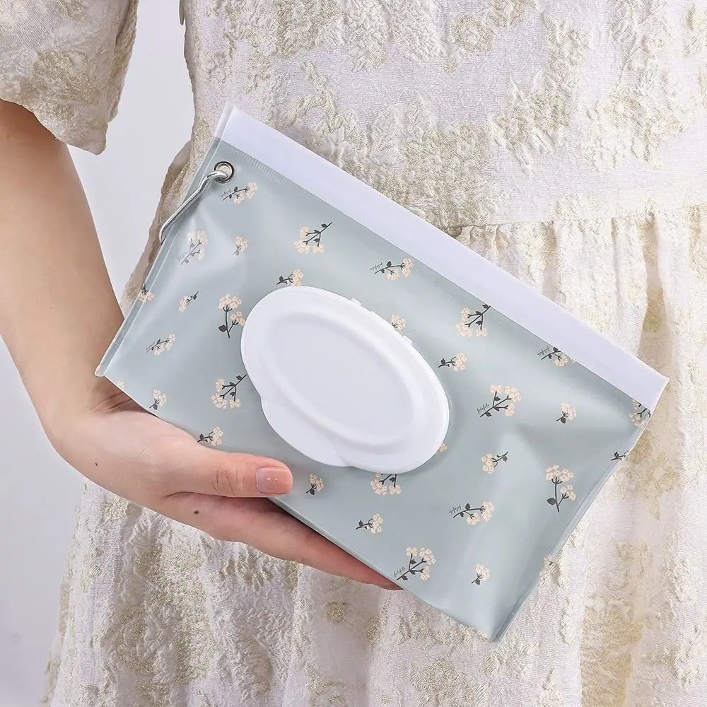 1 PC Outdoor Portable Baby Wet Wipe Pouch Portable Buckle Wipes Holder Case Flip Cover Snap-Strap Reusable Wet Wipe Bag