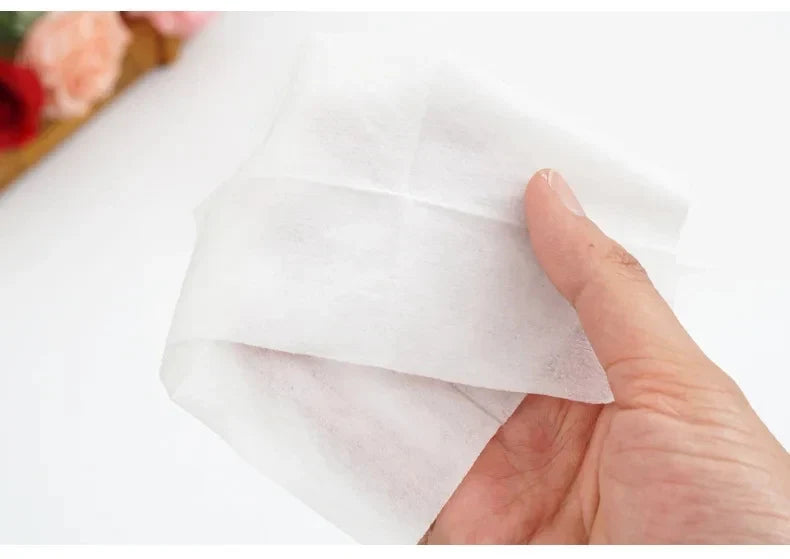 64pcs Disposable Super Mini Wet Wipes Portable Small Package Extraction Hand And Mouth Cleaning Wipes Home School Supplies
