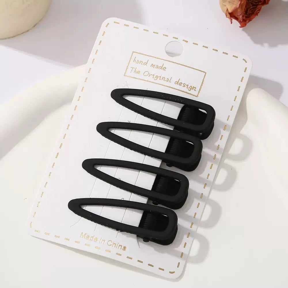 4Pcs Elegant Black Frosted Hair Clips Chic Fashionable Trendy Unisex Hair Accessories for Women Daily Party Occasion Styling