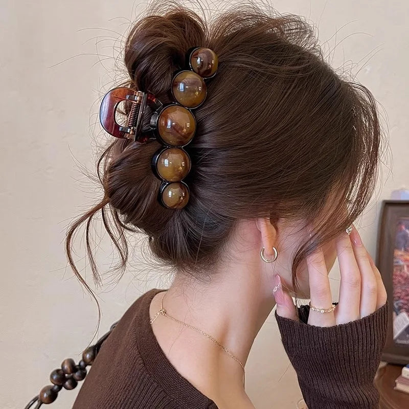 Fashion Pearl Large Acrylic Hair Claw Clips for Women Simple Elegant Plastic Hairpins Shark Clip Women Hair Accessories
