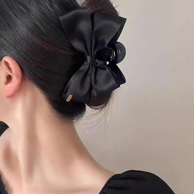 French Style Black Bow Claw Clip Elegant Scratch Resistant Hair Accessory for Women Girls Business Trip Use