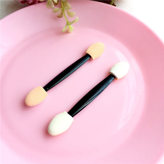 Dual-Ended Eyeshadow Brush and Blending Tool